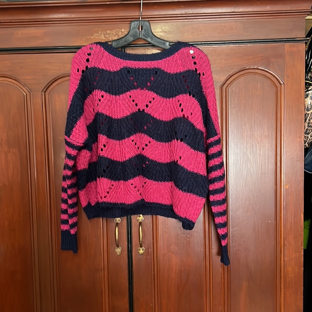 Jessica Simpson Cropped Striped Sweater Size Small